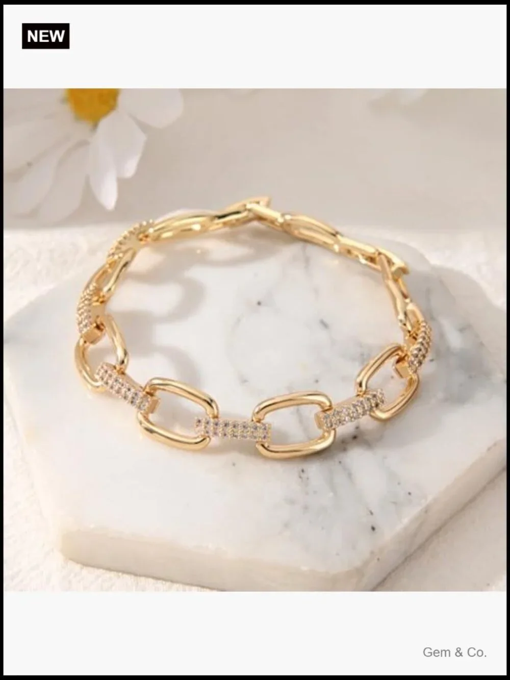 Curb Chain Bracelet with Toggle Clasp - 14K Gold Plated Women's Fashion Jewelry